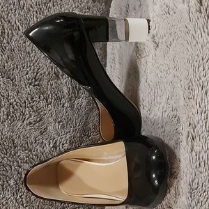 Expression Size 7 Black Pumps